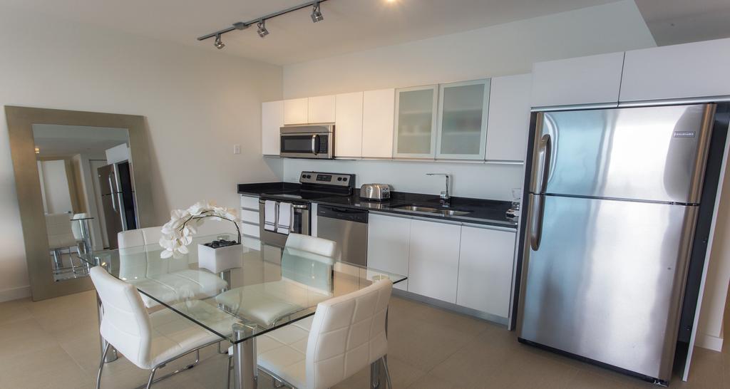 Monte Carlo Miami Suite Miami Beach Room photo