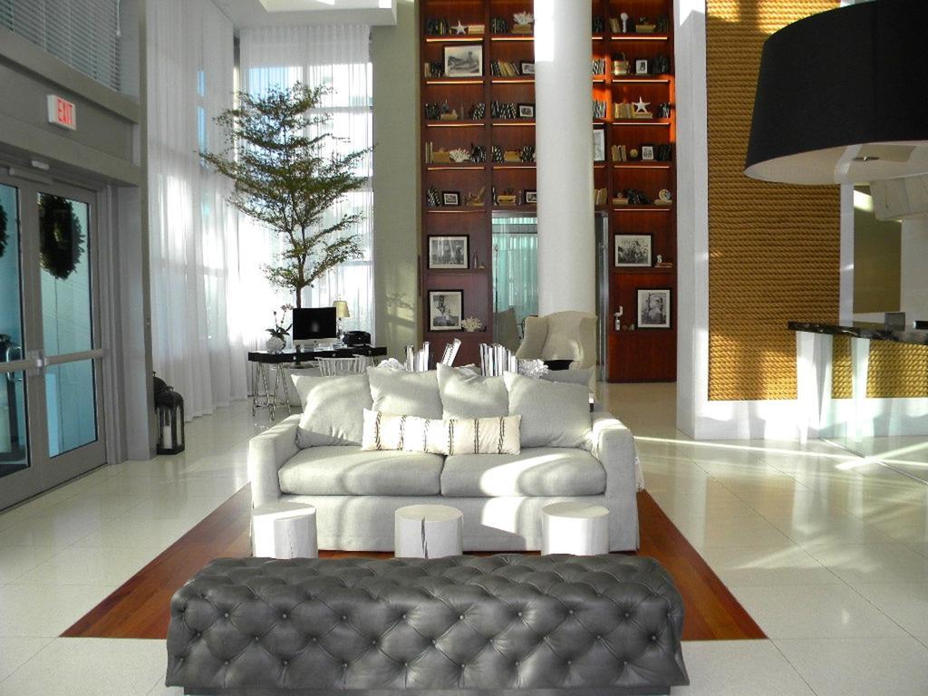 Monte Carlo Miami Suite Miami Beach Exterior photo