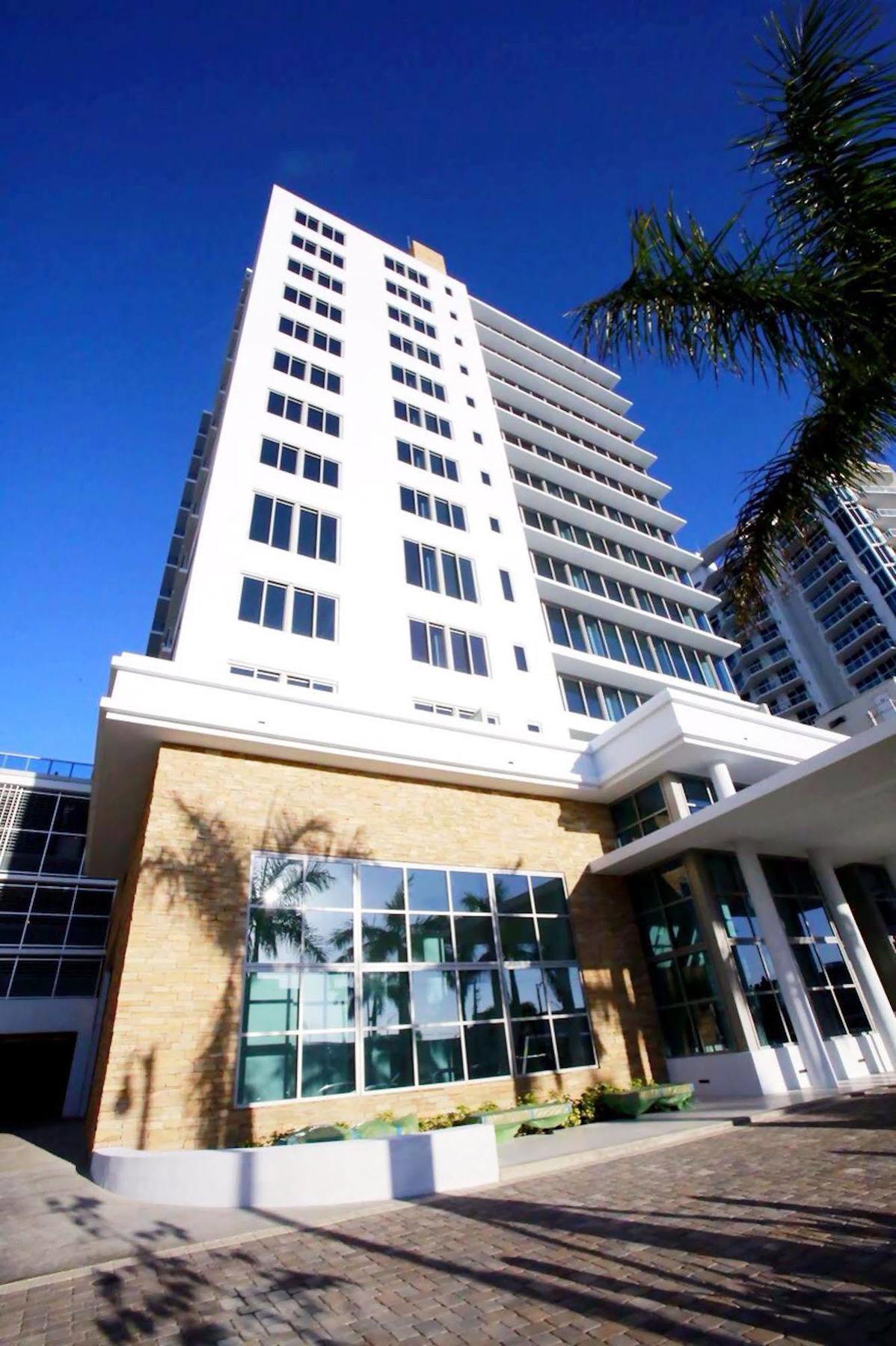 Monte Carlo Miami Suite Miami Beach Exterior photo