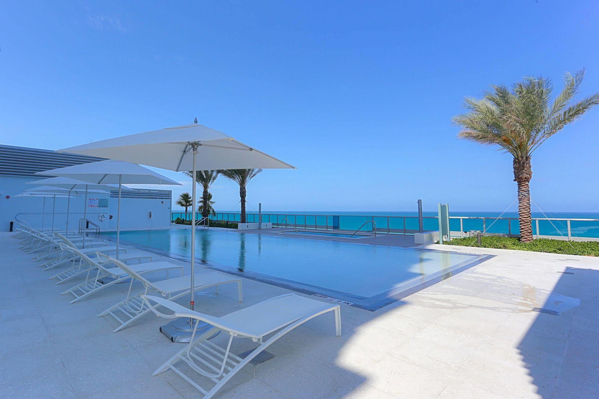 Monte Carlo Miami Suite Miami Beach Exterior photo