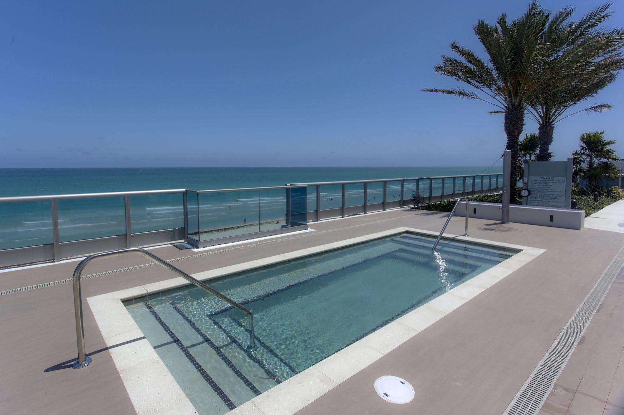 Monte Carlo Miami Suite Miami Beach Exterior photo